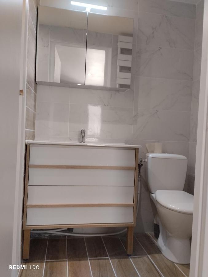 Apartament La Chrysalide La Crau Zewnętrze zdjęcie