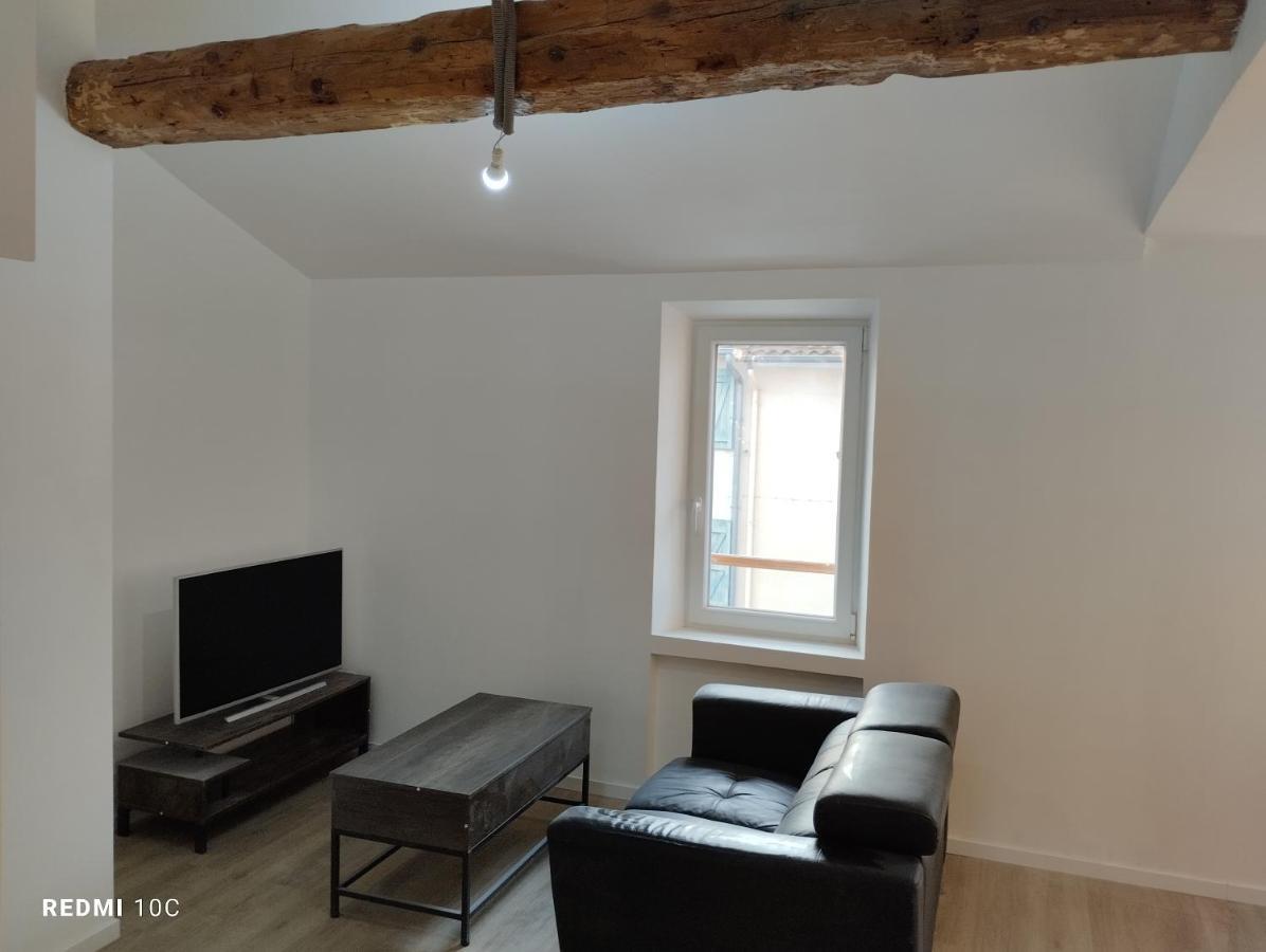 Apartament La Chrysalide La Crau Zewnętrze zdjęcie