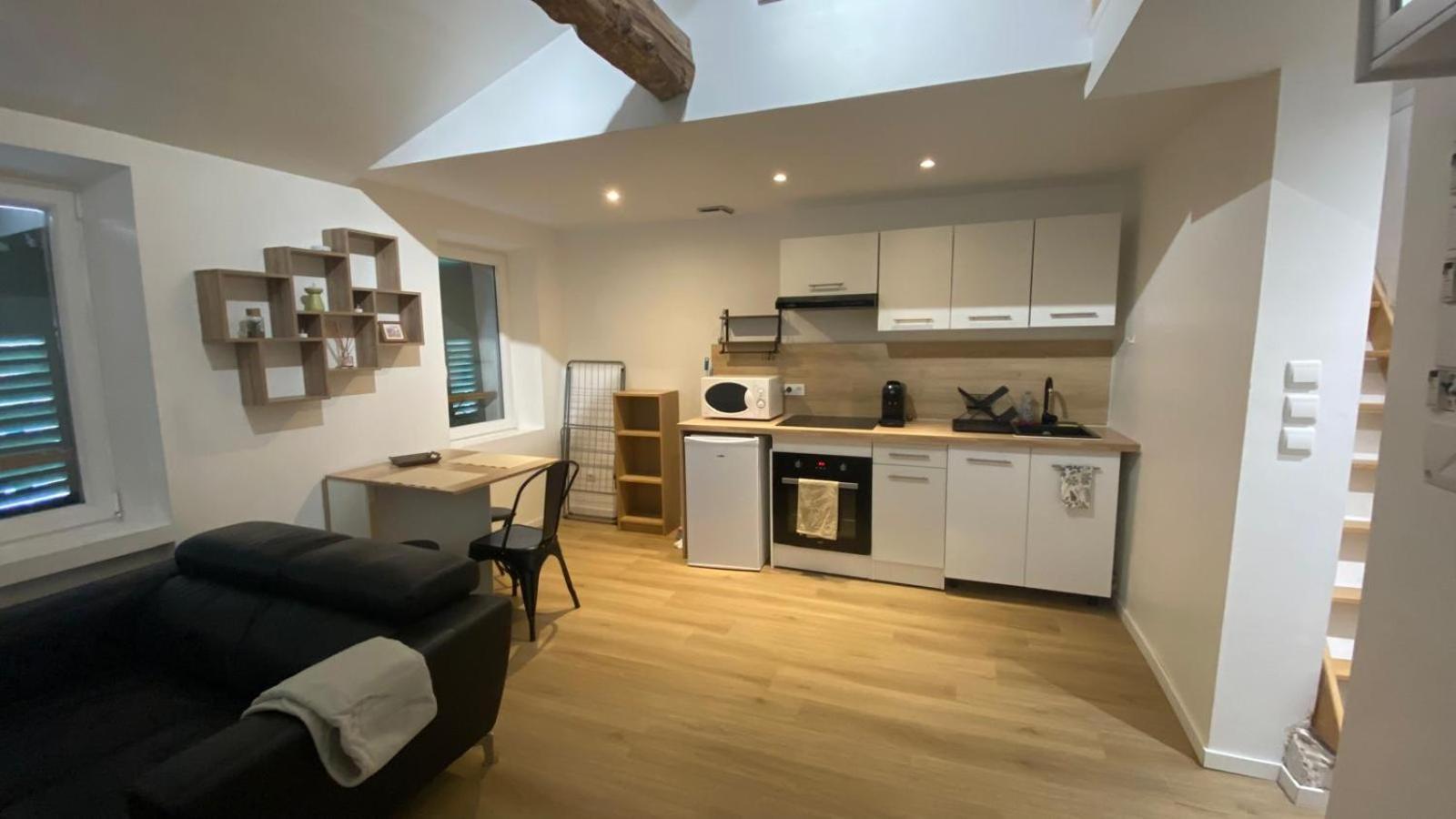 Apartament La Chrysalide La Crau Zewnętrze zdjęcie